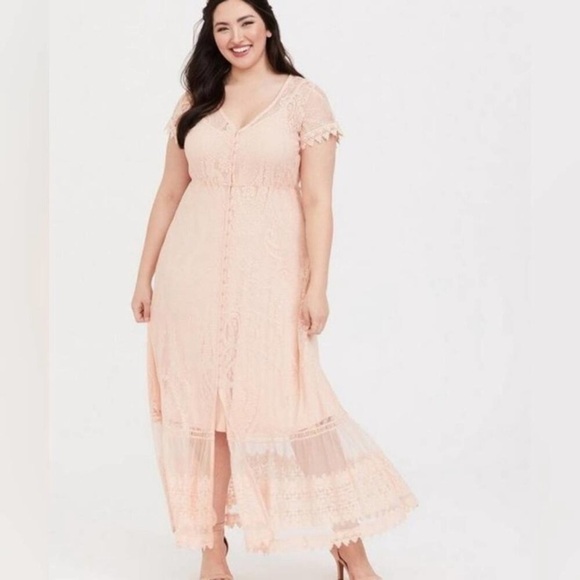 Torrid PEACH PINK LACE BUTTON FRONT lace MAXI DRESS plus size 3‎ - Picture 1 of 16